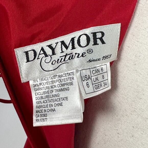 Daymor Couture Red Knee Length Cut Out Abstract Design Short Sleeve Dress Size 6 - Picture 6 of 6